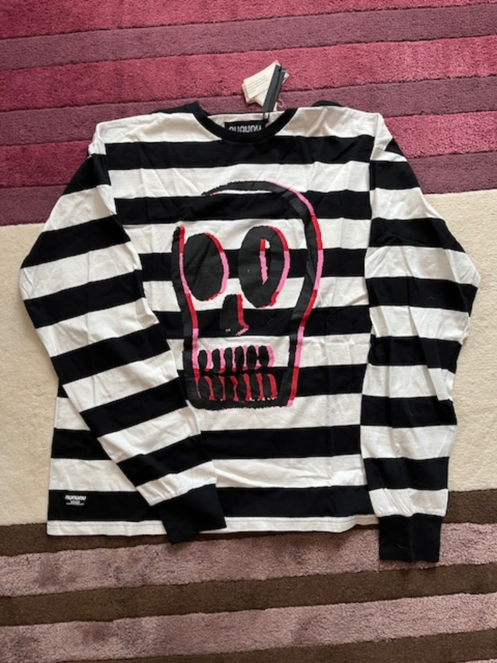 nununu Black/White Striped Skull Long Sleeve Shirt - Size MENS XL NWT